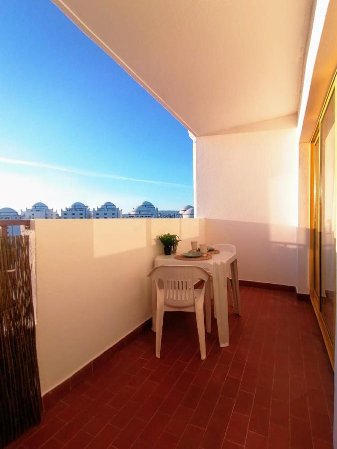 Lovely Apartment 500 M Walk To The Beach Portimão Extérieur photo